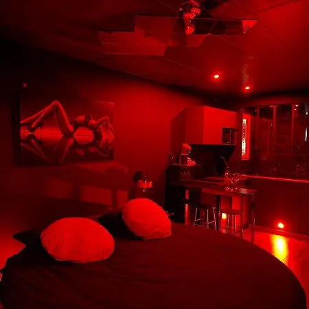 Apartment Nuit Sensuelle - Appartement Avec Balneo Evreux
